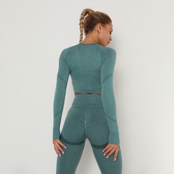 Teal Bluish Green Long Sleeve Yoga Sport Crop Top - Picture 3 of 16
